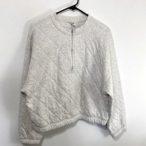 Old Navy Crew-Neck Half-Zip Quilted Sweatshirt
